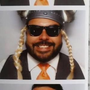 Meet your Posher, Robert